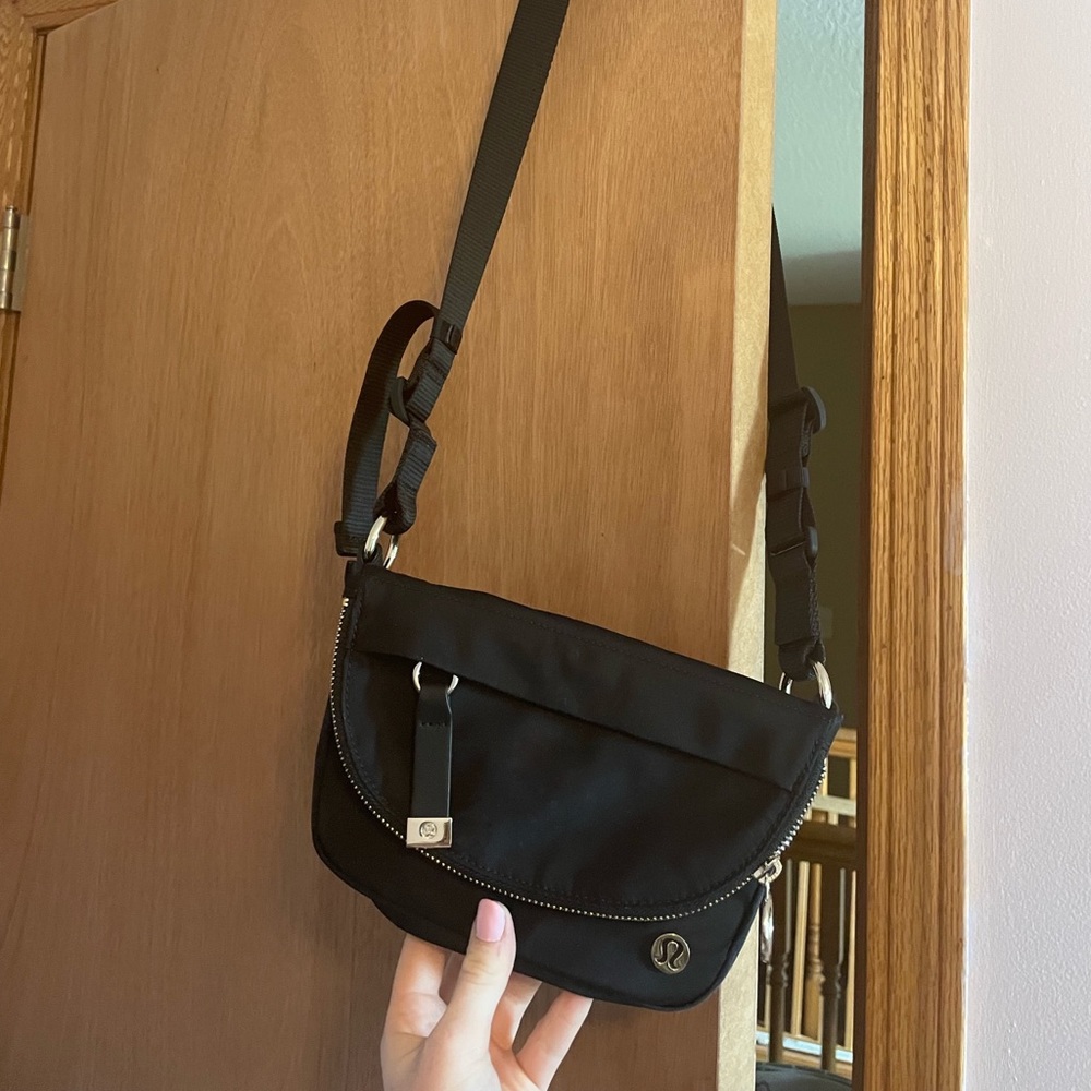 Lululemon All Night Festival Bag Micro